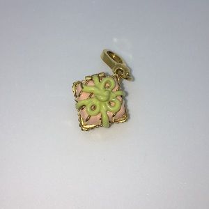 Juicy Couture Jewelry - Juicy Couture Petite Four Charm Juicy Couture Jewelry - Juicy Couture Petite Four Charm
